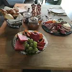 Gaestehaus & Cafe Leeze 巴特迪克海姆