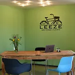 酒店 Gaestehaus & Cafe Leeze 巴特迪克海姆