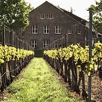 Gaestehaus & Cafe Leeze 3*