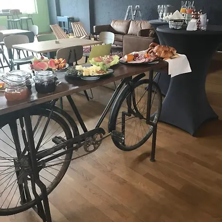 Gaestehaus & Cafe Leeze Bad Dürkheim