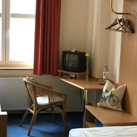 Gaestehaus & Cafe Leeze 3* Bad Dürkheim