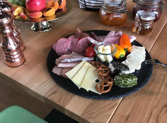 Gaestehaus & Cafe Leeze 호텔 바트두르크하임