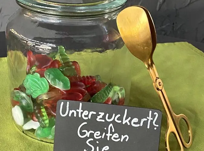 Gaestehaus & Cafe Leeze 3* 바트두르크하임