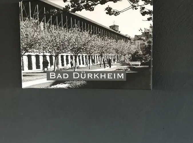 Gaestehaus & Cafe Leeze 酒店